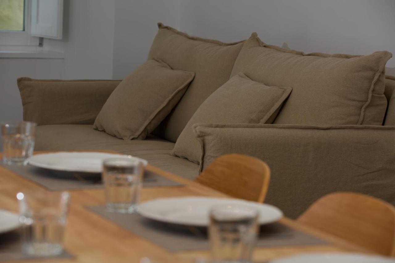 Suite 101 - 2 Bedroom Suite At Amando Perez Suites Ribadeo Exterior foto